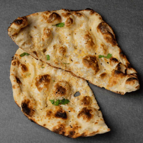 Garlic Naan (1 piece)